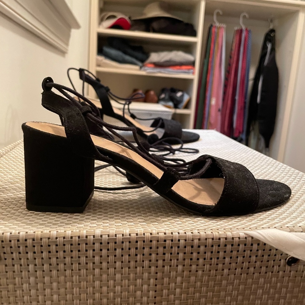 Black lace up block sandal with low heel- size 6.5